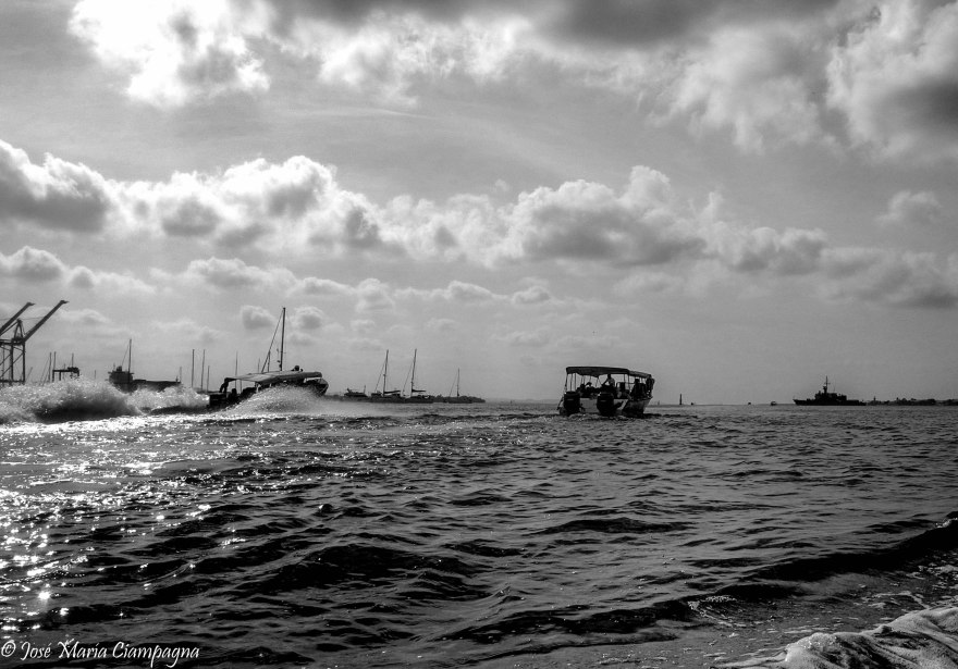 Rumbo a Barú en lancha