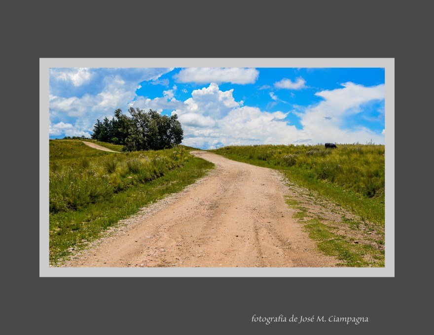 Camino de Yacanto a Río Grande