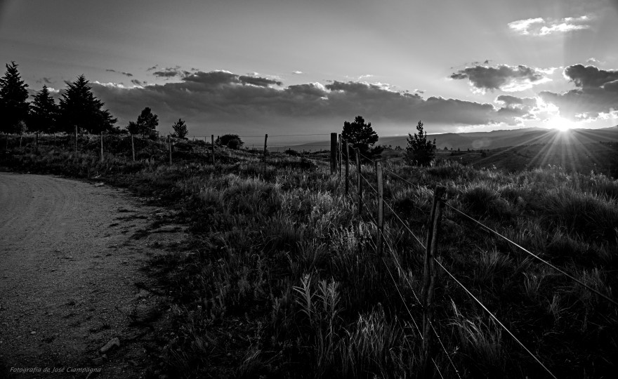 Atardecer en la Domanda, Villa Berna, Sierras de Calamuchita, Córdoba, Argentina