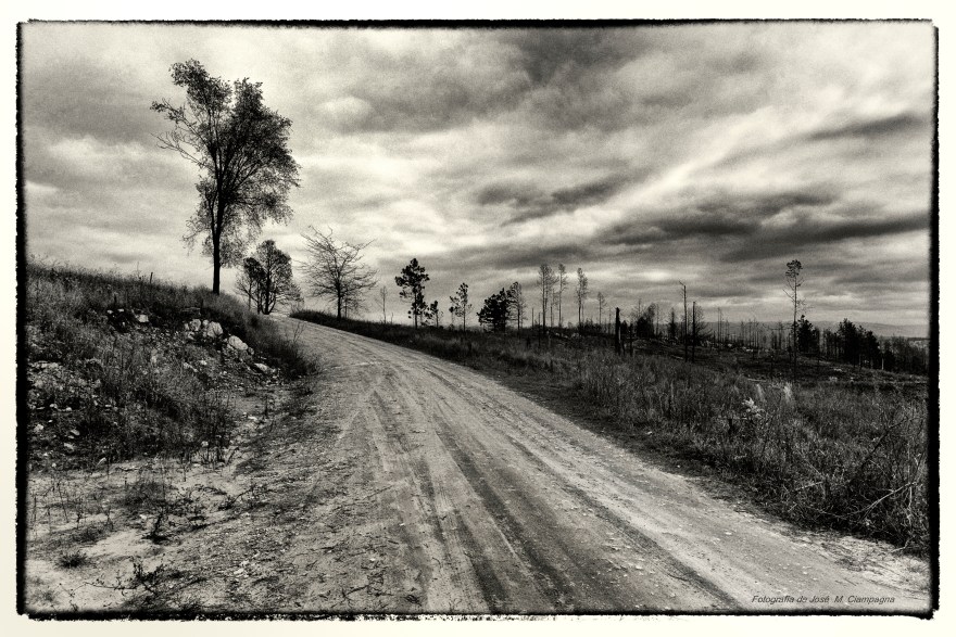 Camino a Villa Alpina, Valle de Calamuchita, Córdoba, Argentina