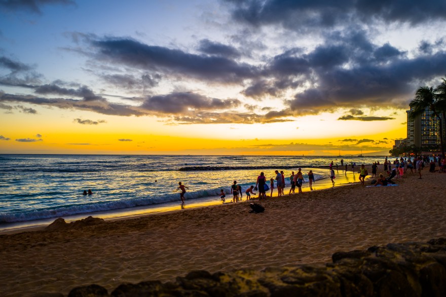 Al final del día original