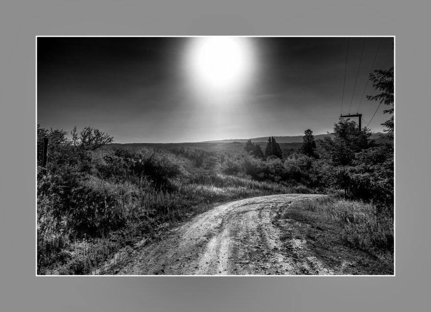 "El sol de la tarde". Paraje La Olla, Valle de CAlamuchita, Córdoba, Argentina. Enero 2017